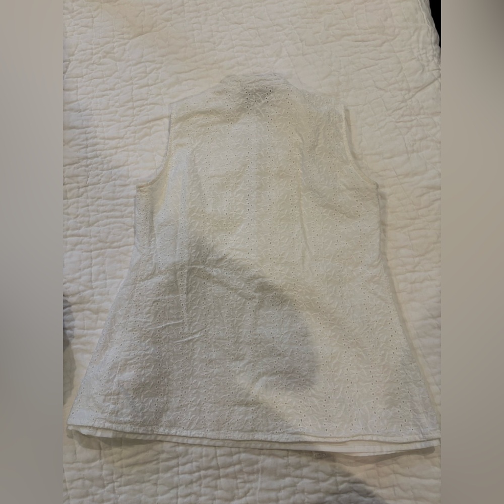 Kiel James Patrick White Eyelet Sleeveless Top - Picture 7 of 7